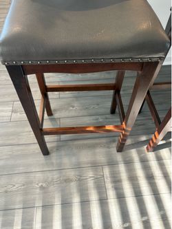 Six 29" Bar stools MUST GOT $45 OBO