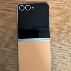 Z FLIP 6 256GB Unlocked (TRADE)