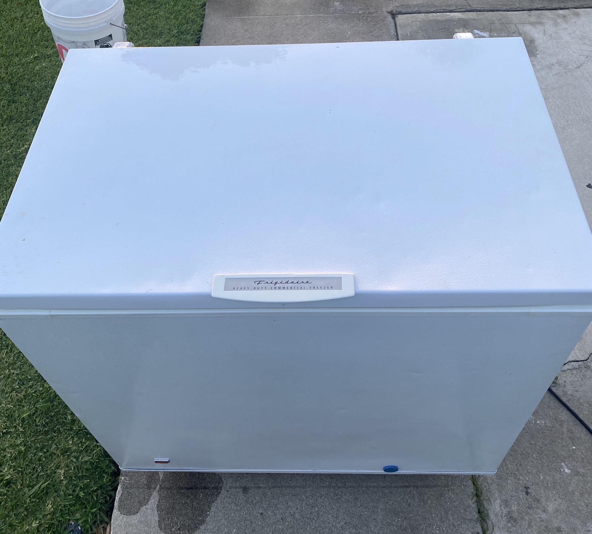 🥶❄️ Frigidaire heavy duty commercial freezer 7.2 cu. Ft. Chest Freezer