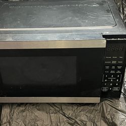 Hamilton Beach 1400 Watt Microwave