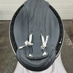 MamaRoo Baby Swing