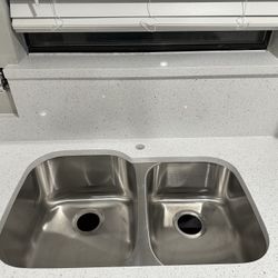 Quartz Countertops 🦾