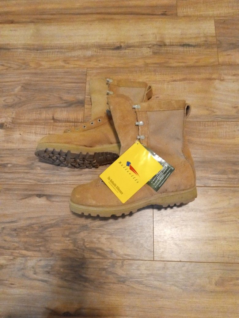 BELLEVILLE MILITARY BOOTS BRAND NEW!!!  PAID OVER $500 ASKING $299