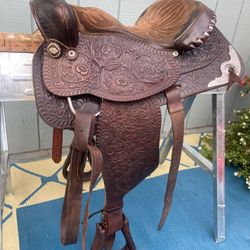 Vintage weastern TEX TAN of Yoakum Hereford Brand 15 saddle