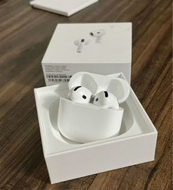 Apple AirPods 4