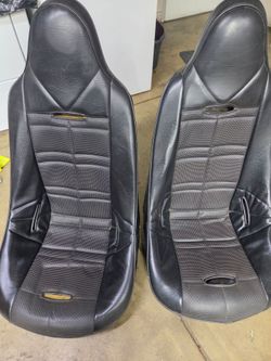 Great Condition Black Leather Bucket Seats
