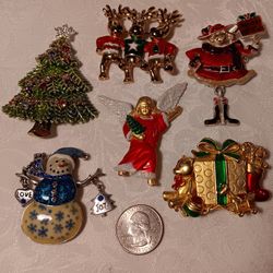 Christmas Jewelry - Extra Large Brooches Pins