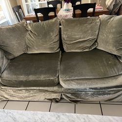 free shabby chic used sofa and chair