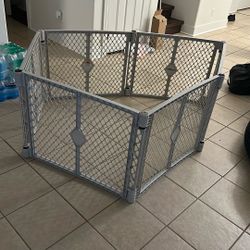 Superyard Play Pin 6 Panels 