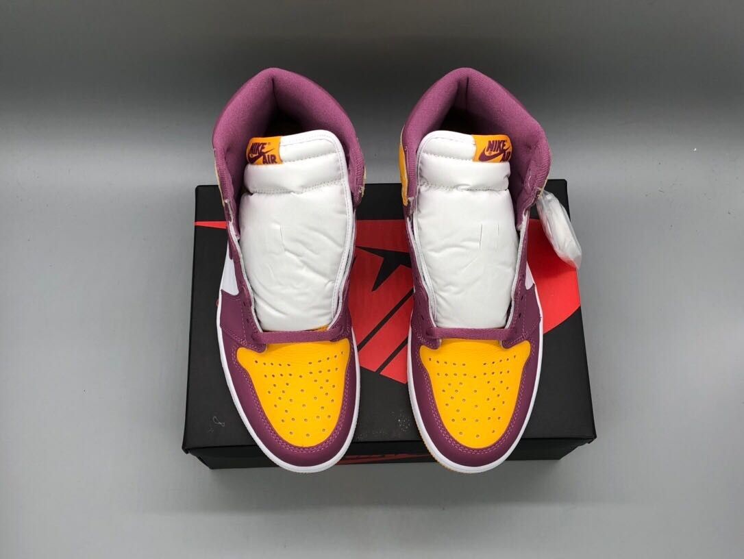 Air Jiordan 1 High OG
Brotherhood