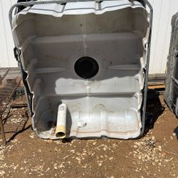 Used Hydroponic System With Hydroton Clay Pebbles