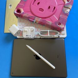 Apple IPad 7th Generation (10.2” Retina / IOS 18 / Touch ID ) 32GB with stylus pen, keyboard, case  & Accessories 