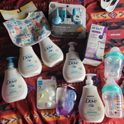 Baby Bundle/swing/bouncer/bath/hygiene 