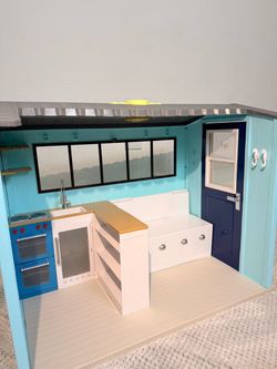 Our generation seaside Beach Dollhouse