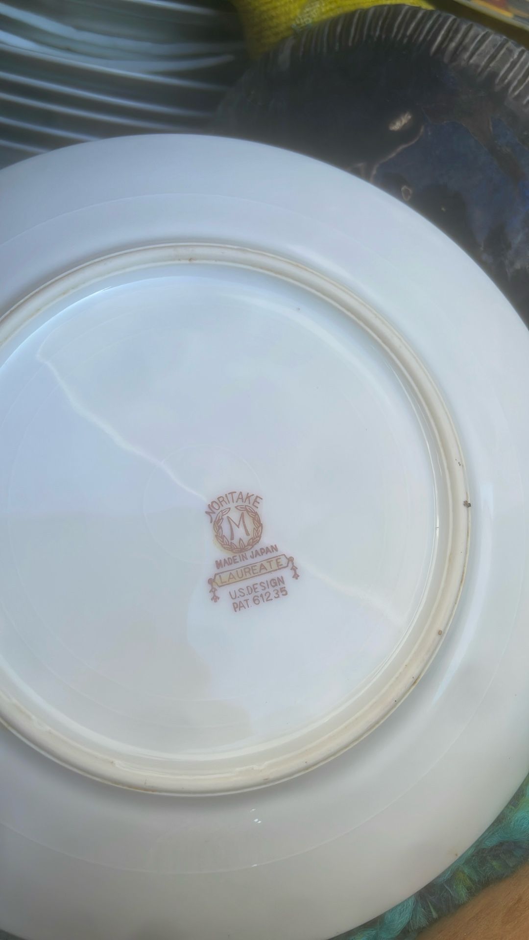 Noritake China Set. 100 Pieces