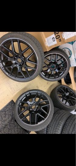Mercedes 19” new amg style rims with new tires