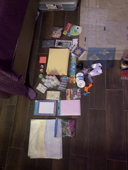 Arts and Crafts Supplies