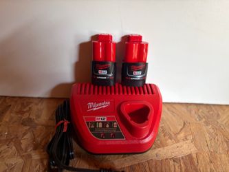 Milwaukee M12 Charger with M12 2.0Ah