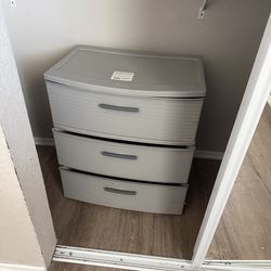 Plastic drawers