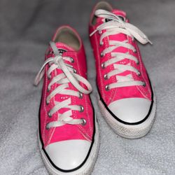 Women Converse