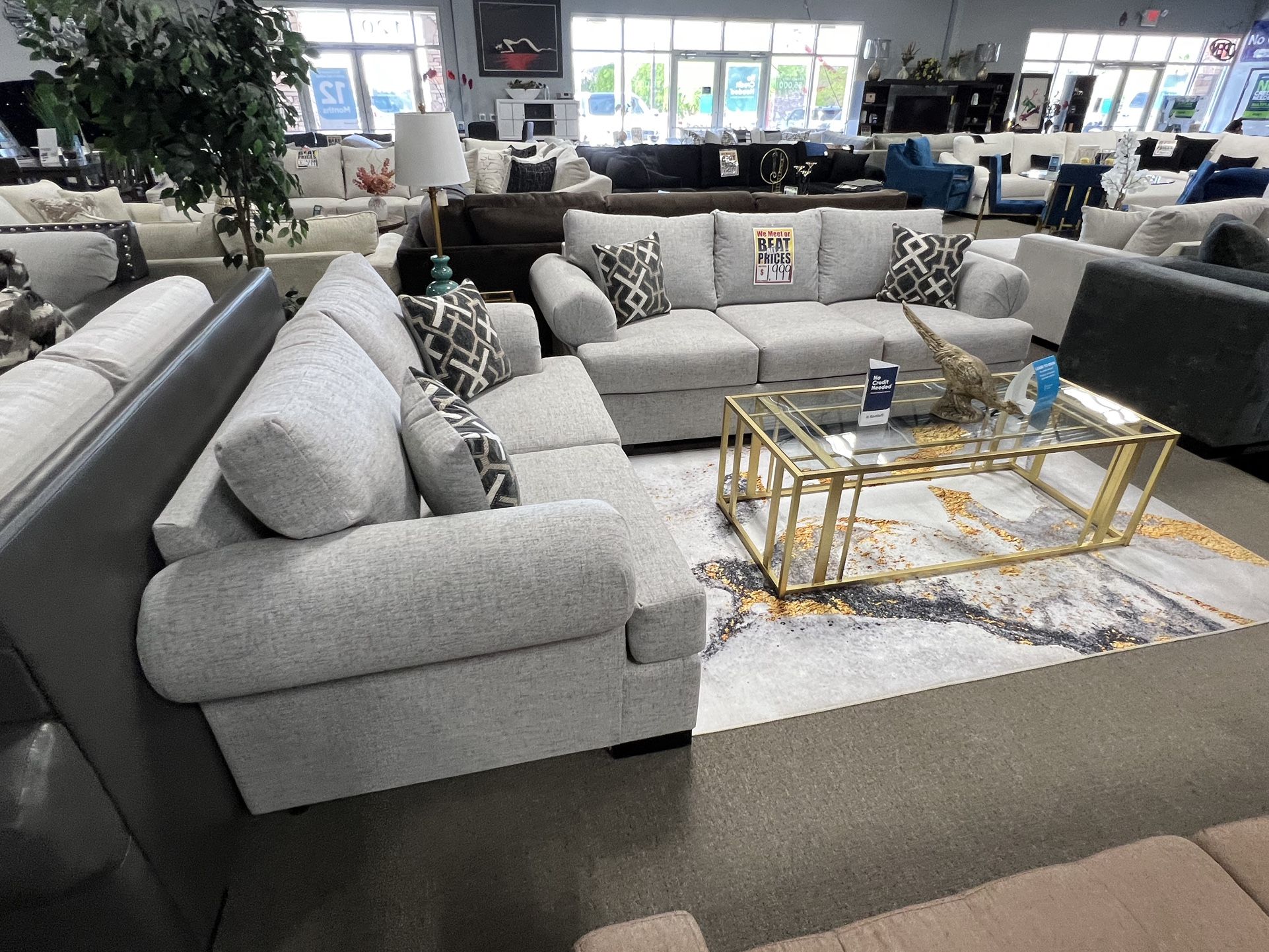 Light Gray 2Pc Living Room Set🤍🤍 Easy Financing Available ✅