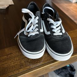 Vans Youth Size 4