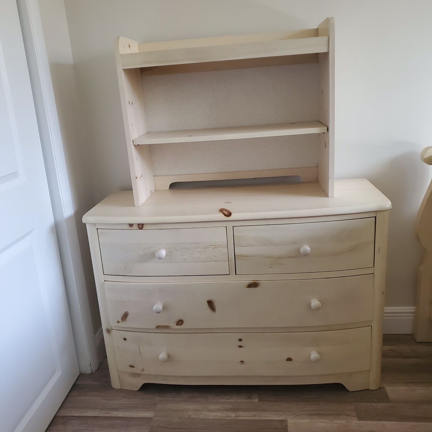Bedroom Set Solid Wood!