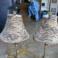 2 Giraffe Lamps