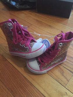 Pink sparkly size 5 Childrens Place Shoes