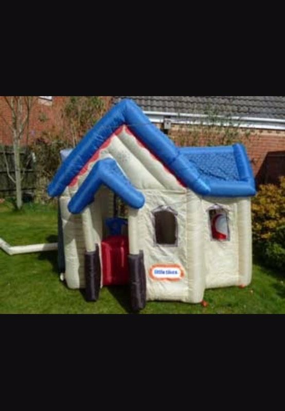 Little Tikes Inflatable Victorian Playhouse With Blower!! Indoor/outdoor!