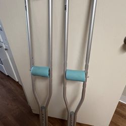 Crutches With Pads 