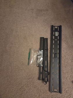 One tv wall mount