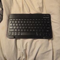 Bluetooth Keyboard Great Keyboard!!!