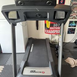 Treadmill Schwin 830