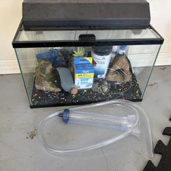 10 Gallon Fish Tank w/ All Accessories To Get Started 