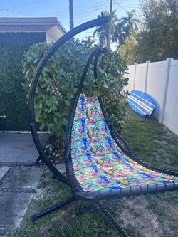Swing chaise chair with stand