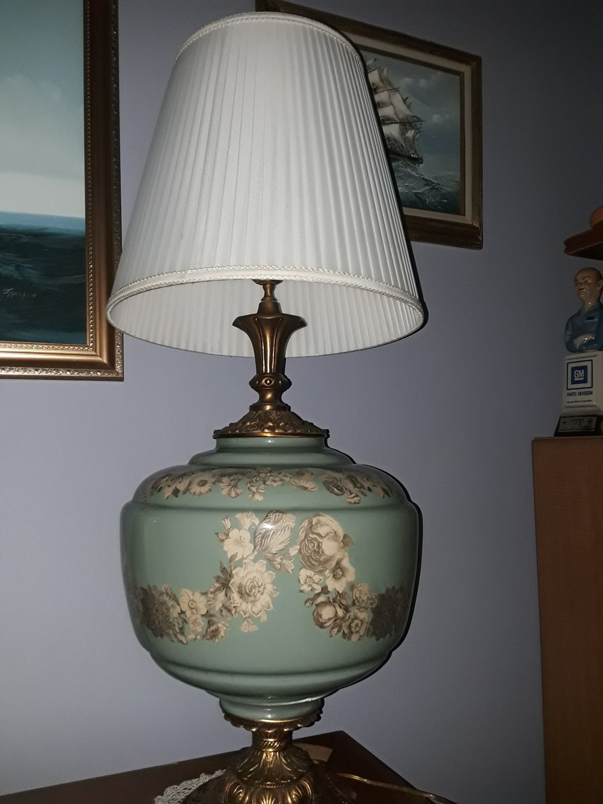 Antique big table lamp