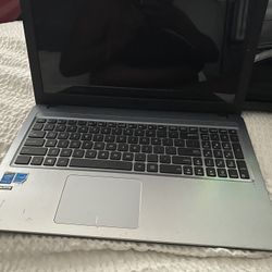 Laptop 