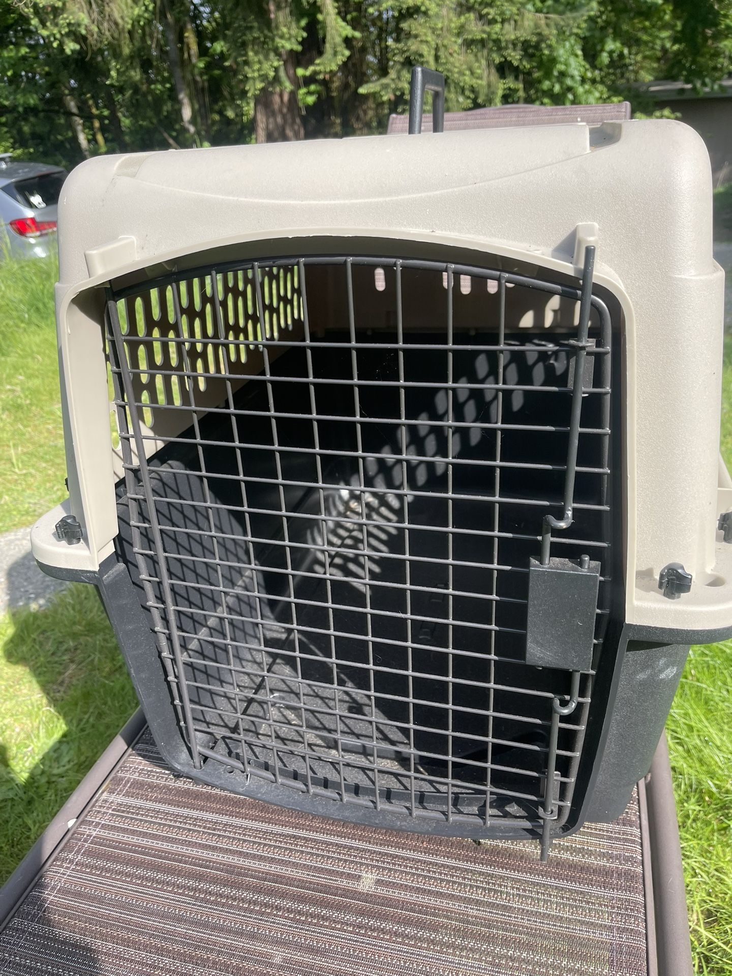 Grreat Choice Pet Carrier. 28”