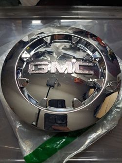 Center cap for GMC