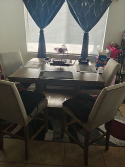 Dinning table