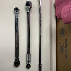 TORQUE WRENCHES -ASSORTED