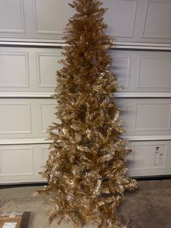 Christmas tree 6ft