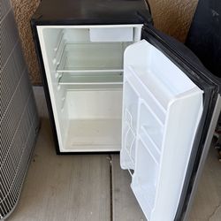 Mini fridge