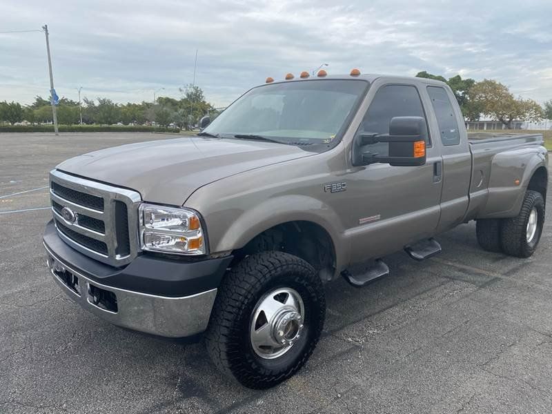 2003 Ford Super Duty F-350 DRW