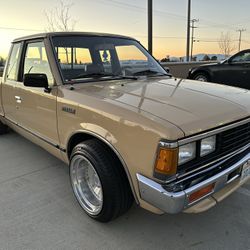 Super Clean Original Paint 1985 Nissan 720 ST King Cab 5 Speed Lowered On Centerline Wheels All Old School 