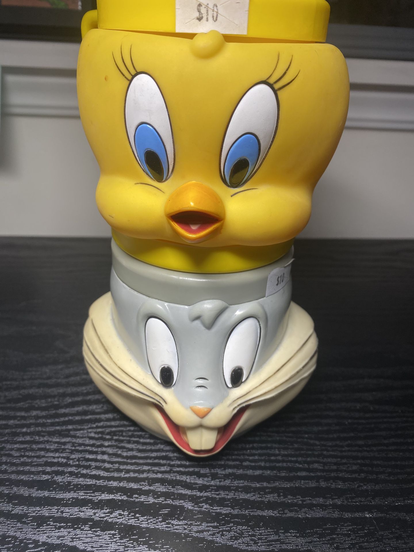 LOONEY TUNES Vintage Tweety Bird & Bugs Bunny 1992 Mugs Cups Bundle (2)