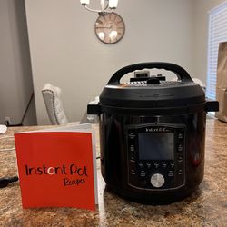 Instant Pot Pro 6 Qt for Sale in Phoenix, AZ - OfferUp