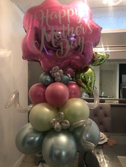 Mother’s Day balloons arrangements