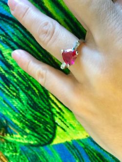 Heart to Heart ❤️ Sterling Silver ring with gemstones and crystals 💍 Welcome to visit Eva’s OfferUp